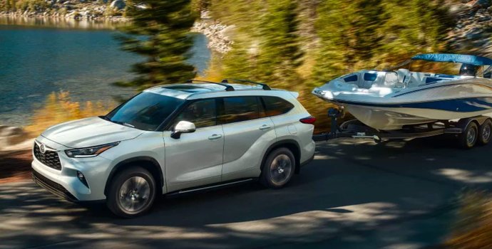 The 2022 Toyota Highlander Is Ontario’s Most Powerful SUV