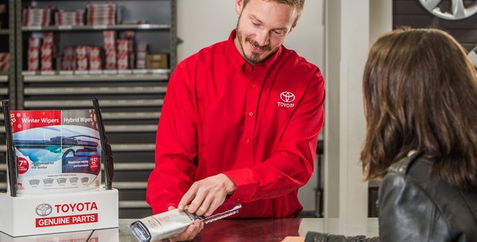 OEM vs Aftermarket Parts: What Toyota Owners in Ontario Should Know