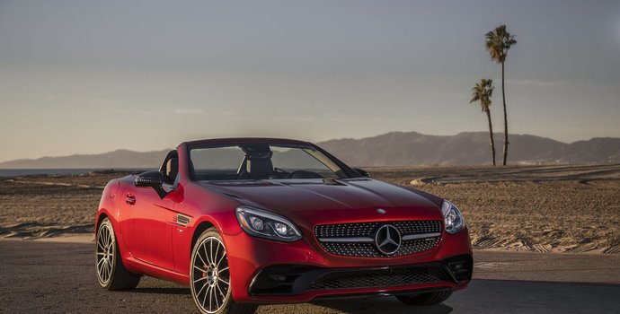The AMG SLC 43 Roadster is a Car you just want to Drive, no matter where to