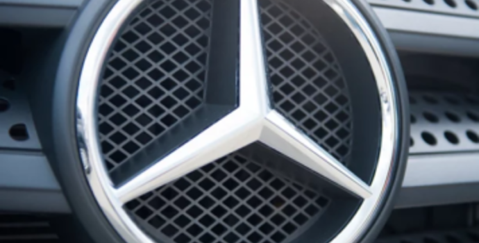 Mercedes-Benz Brampton: 5 Signs You Need Brake Pads