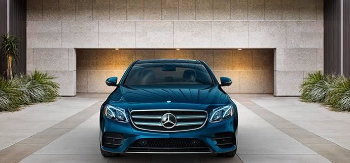 How to Program your HomeLink Garage Door Opener | Mercedes-Benz Brampton