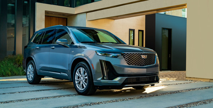 Comparing the 2024 Cadillac XT5 and the 2024 Cadillac XT6