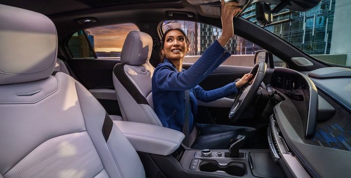 How to Use Cadillac Connected Services and Features