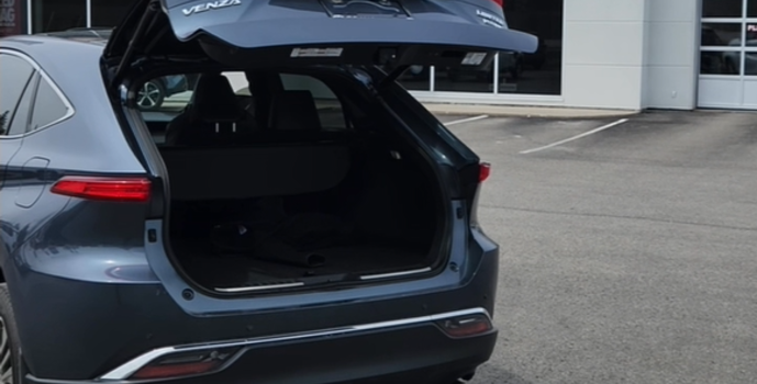 Easy Steps to Activate Toyota Kick Sensor | Toyota Tip Tuesday