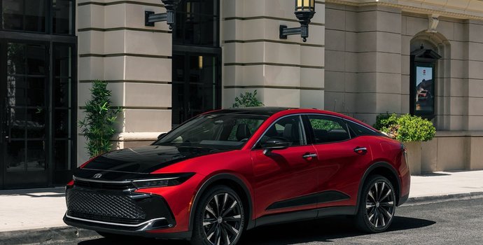 Forget Boring Sedans: Meet the 2024 Toyota Crown Hybrid Platinum