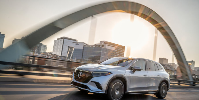 2024 Mercedes-Benz Towing Guide: SUVs and Electric Vehicles