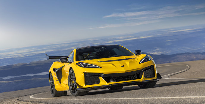 10 Things to Know About the Amazing New 2025 Chevrolet Corvette ZR1
