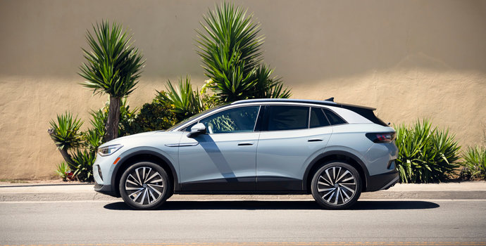 Comparing the Efficiency of the 2024 Volkswagen ID.4 with Other Volkswagen SUVs