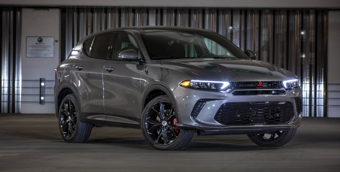 The Best 2025 Hybrid and Electric Vehicles for Winter Driving in Ontario