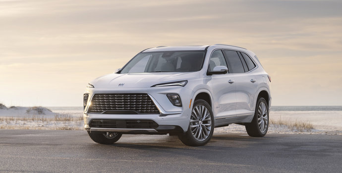 Buick Enclave vs. GMC Acadia: Which Three-Row SUV is Best for You?