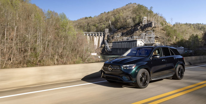 Ranking Every New 2025 Mercedes-Benz SUV According to Price
