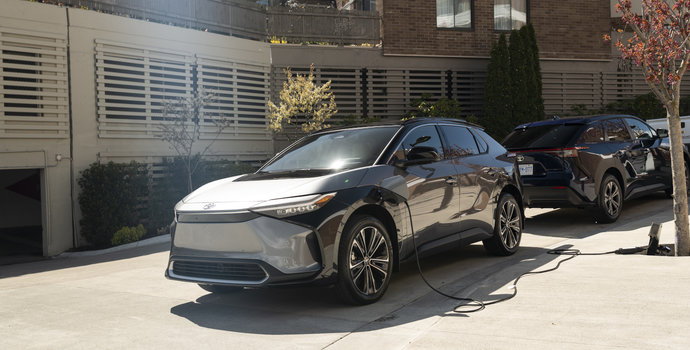2025 Toyota bZ4X: 10 Key Features Including Range and Charging Time