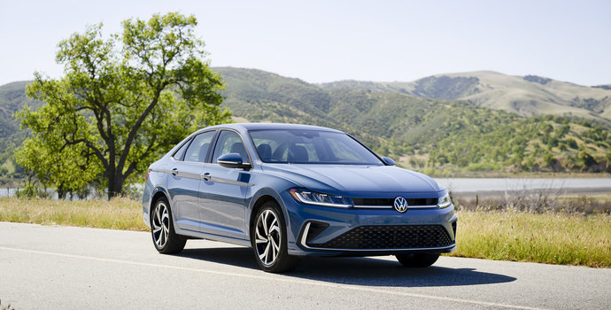 2025 Volkswagen Jetta Competition Comparison: Fuel Economy, Performance, Value