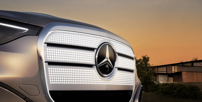 10 Things to Know About the All-New Electric Mercedes-Benz GLC