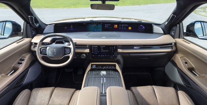 10 Connectivity Features Buyers Will Love in the Redesigned Lincoln Navigator