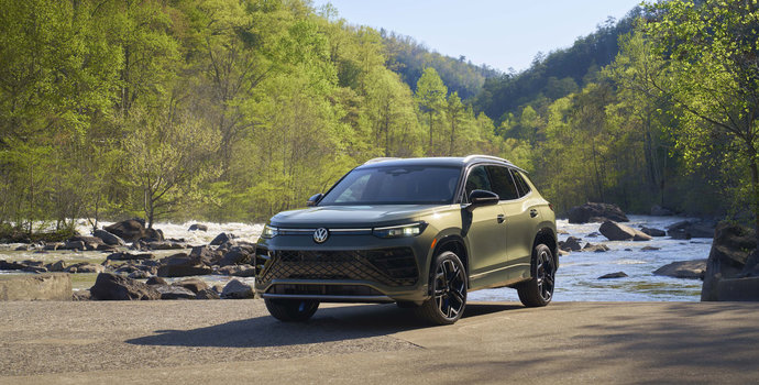 Should You Choose the 2026 Tiguan Highline Turbo R-Line? Here's What It Offers Over Other Trims