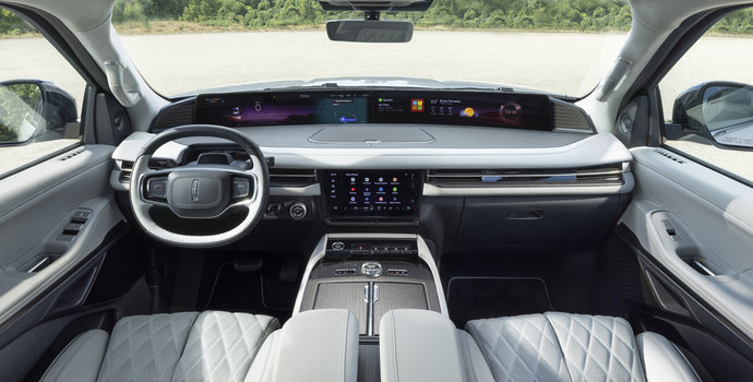 Understanding the Lincoln Aurora Borealis Rejuvenate Feature in the 2025 Navigator