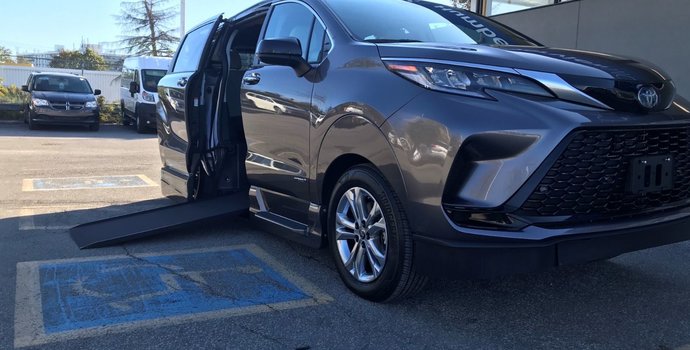 10 Tips for Choosing the Right Wheelchair-Accessible Vehicle in Ontario