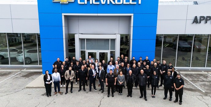 Applewood Chevrolet Buick GMC Earns 2025 GM President’s Club Award
