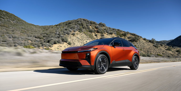 Plug-in Hybrid or Pure Electric? Comparing the 2026 RAV4 PHEV and 2026 C-HR
