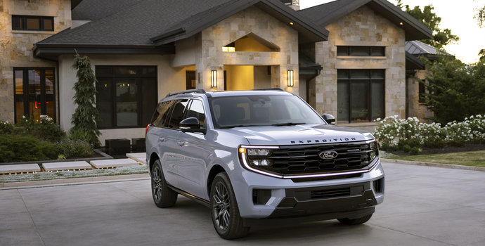 10 New 2026 SUVs Built for Family Road Trips