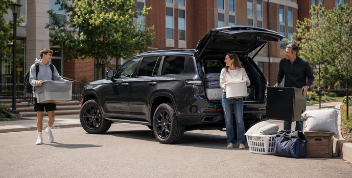 Best SUVs for Moving a Student to University: Cargo Space Compared