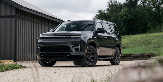Best SUVs for Moving a Student to University: Cargo Space Compared