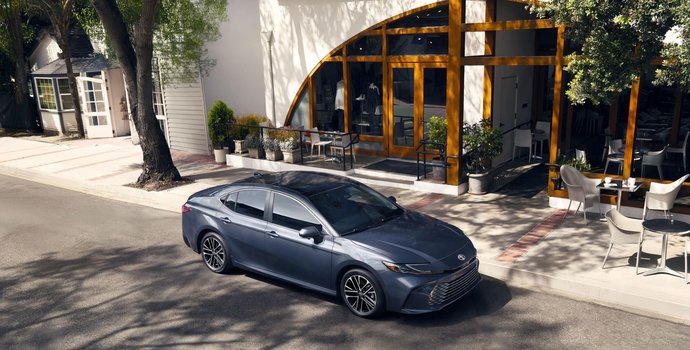 How Long Do Toyota Hybrid Batteries Last in Canada? What Oakville Drivers Should Know
