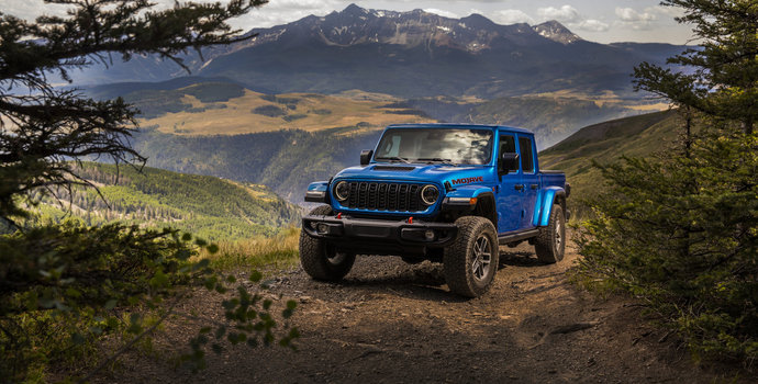 Every Jeep 4x4 System Explained: Low-Range Ratios From 2.72:1 to 4:1 and 20:1 Crawl