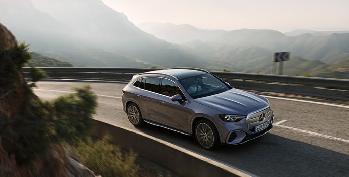 2026 vs 2027 Mercedes-Benz GLC: What Changes With the Electric GLC 400?