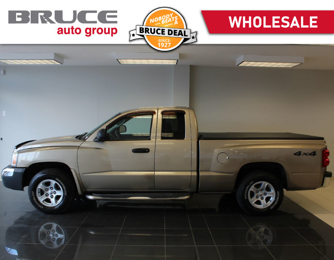 2005 Dodge Dakota Slt Power Package 4x4 Tonneau Cover Used For Sale In Greenwood Bruce Auto Express