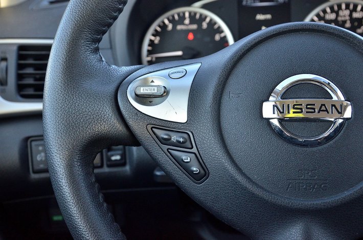 2017 Nissan Sentra *SV*AUTOM*TOIT*CAMERA*BLANC*BAS KILO* d ... 2017 Nissan Sentra *SV*AUTOM*TOIT*CAMERA*BLANC*BAS KILO* d ...