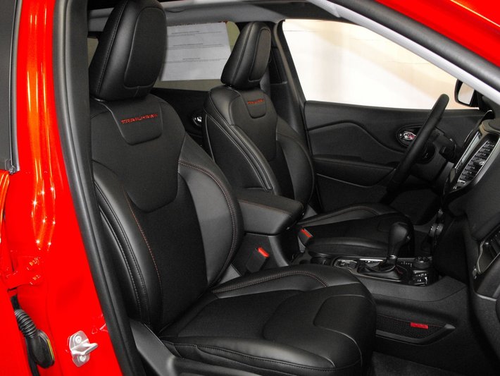 2019 Jeep Cherokee Trailhawk Neuf En Inventaire Avantage