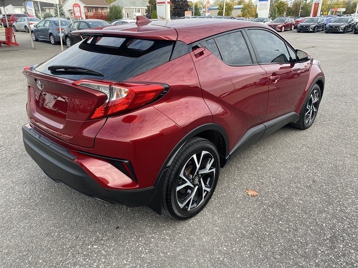 Used 2018 Toyota C-HR XLE PREMIUM PUSH BUTTON START ONE OWNER in Hawkesbury - Used inventory ...