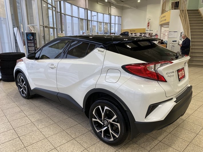 Used 2019 Toyota C-HR CHR LIMITED 2 TONE PAINT DEMO in Hawkesbury ...