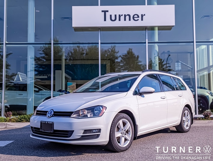 2017 Volkswagen Golf COMFORTLINE LOCALLY DRIVEN / ALL WHEEL DRIVE / LEATHER SEATS / MOON ROOF