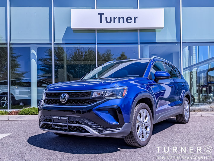2022 Volkswagen Taos COMFORTLINE 4-MOTION ALL-WHEEL DRIVE / LIGHT COLOR INTERIOR / HEATED SEATS & MIRRORS
