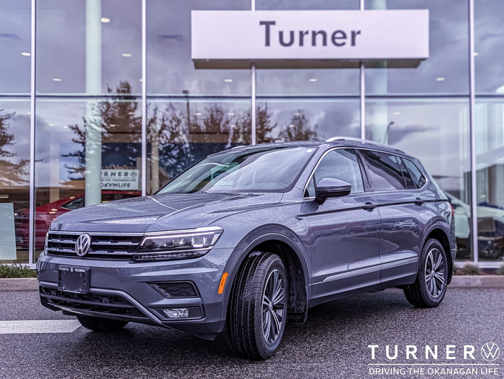 2020 Volkswagen Tiguan 2.0TSI HIGHLINE 8-SPEED AUTOMATIC 4MOTION Leather Seats / Panoramic Roof / 3M on Front Hood/Bumper