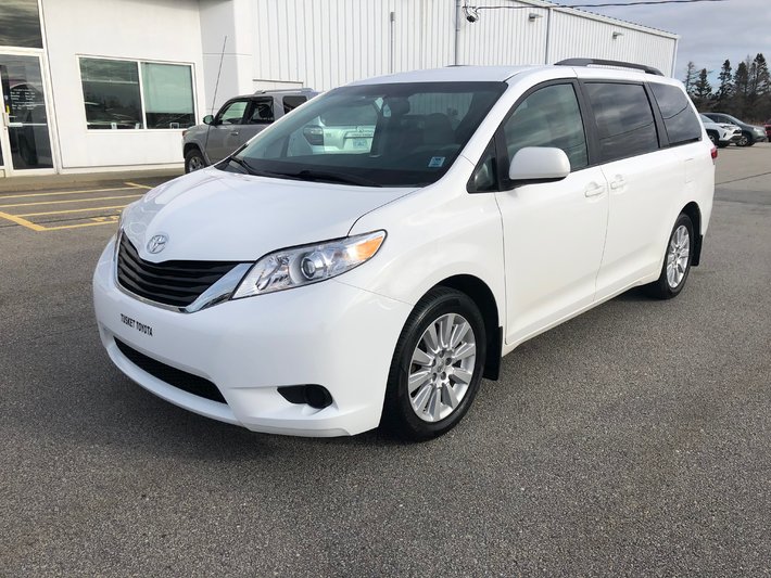 Used 2012 Toyota Sienna LE AWD in Yarmouth - Used inventory - Tusket ...