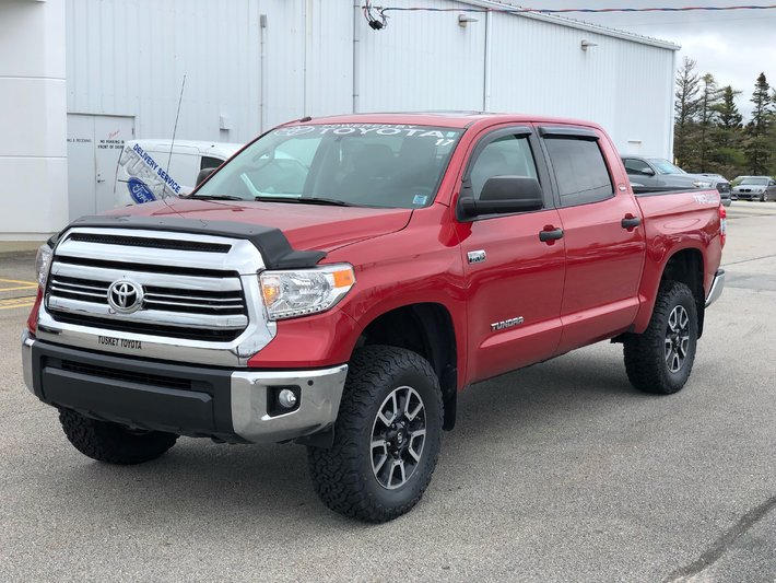 Used 2017 Toyota 4X4 TUNDRA CREWMAX SR5 5.7L TRD in Yarmouth - Used