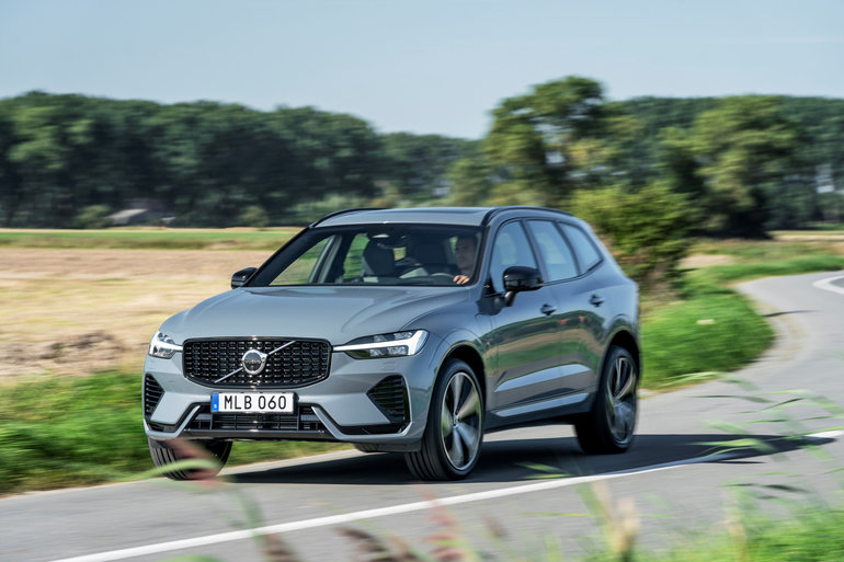 The Ultimate Green Machine: Take Advantage of Volvo's Improved Recharge Plug-In Hybrid Powertrain