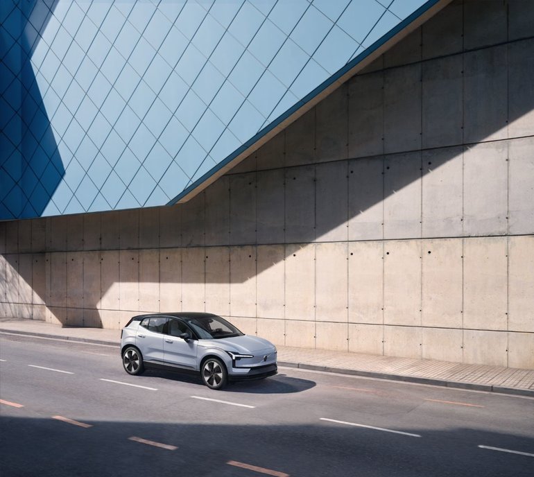 Volvo Unveils the Fully Electric EX30: A Small SUV with a Big Impact