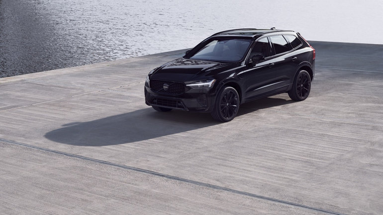 2024 Volvo XC60: Where Safety Meets Luxury and Performance
