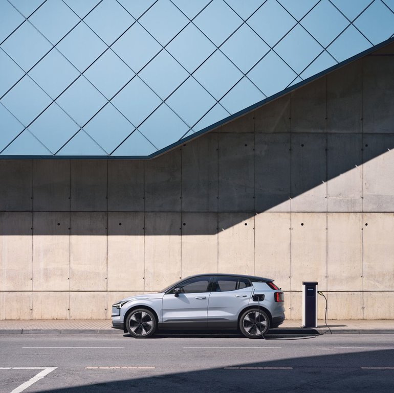 Volvo's Pioneering EX30: Leading the Charge in Eco-Friendly Driving