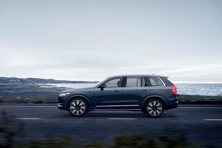 2023 Volvo XC90: Two Engines to Choose From