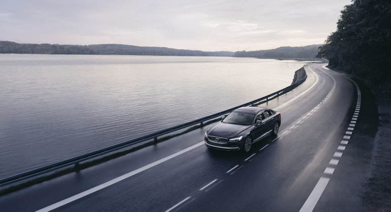 Elevate Your Drive: Discover the Intelligent Luxury of the 2024 Volvo S90 Recharge's Advanced Safety Innovations