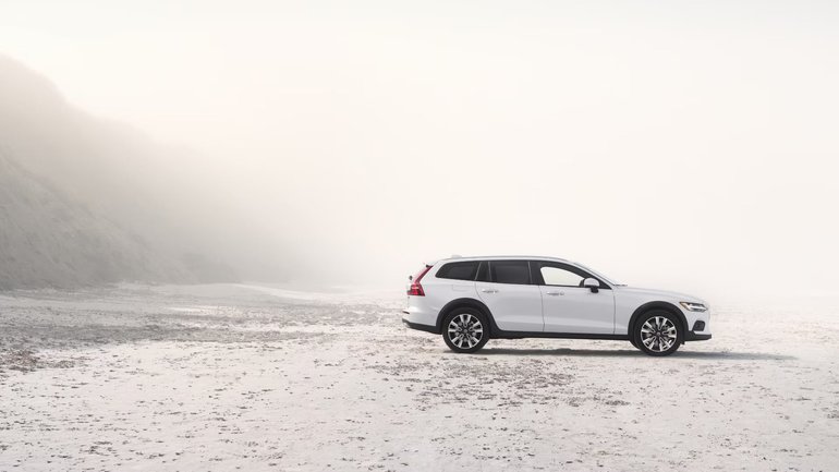 The Clear Choice: 2025 Volvo V60 Cross Country Versus Audi A4 Allroad