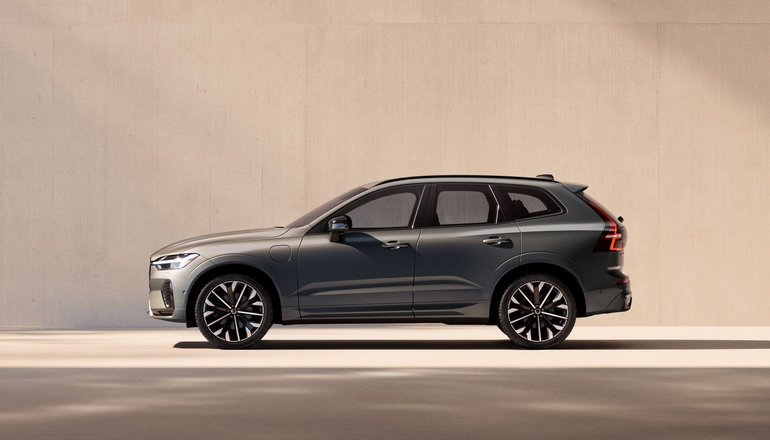 Volvo Unveils the Refreshed 2026 XC60 with Cutting-Edge Upgrades