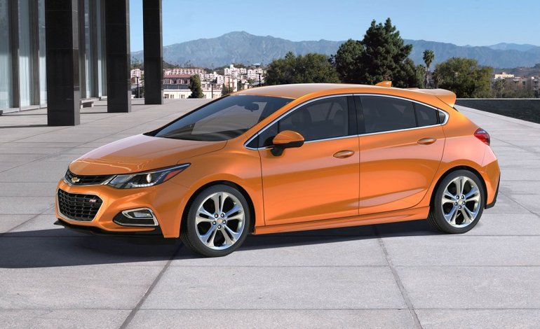 Here Comes the New 2017 Chevrolet Cruze Hatchback