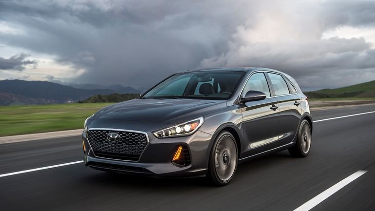 All the versions offered in the 2018 Hyundai Elantra GT lineup